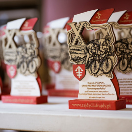 Grand Prix Amatorów na Szosie "Rowerem przez Polskę" wystartowało z Jędrzejowa